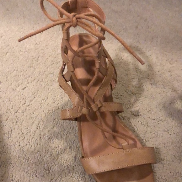 Strappy heels from Altr’d State - Picture 2 of 4